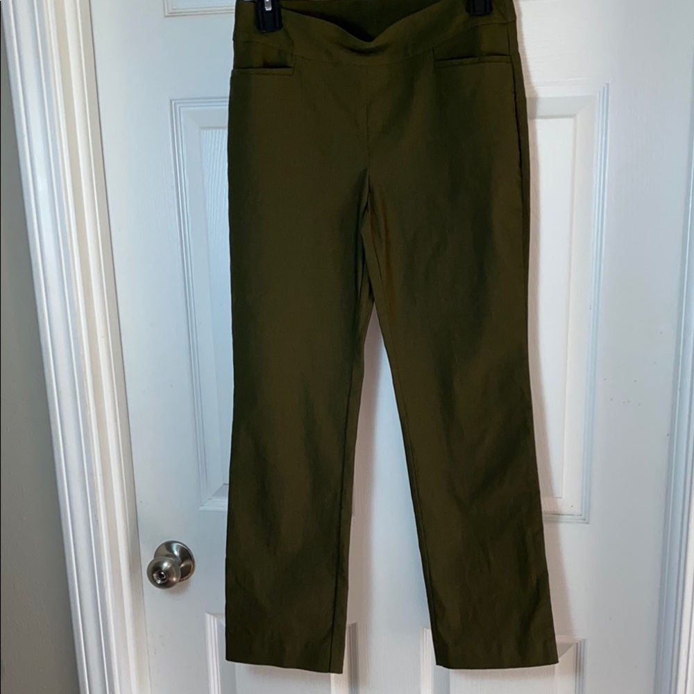 Chico's Juliet Ankle Pants Bi Stretch Grape Leaf Olive Green US Size 2P  Pockets